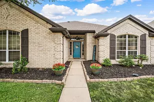 501 Kempson Ct, Saginaw, TX 76179 - Photo 5