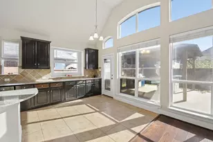 7036 Miramar, Grand Prairie, TX 75054 - Photo 11