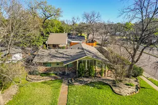 9759 Shoreview Rd, Dallas, TX 75238 - Photo 1
