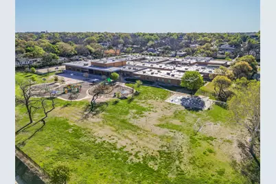 9759 Shoreview Road, Dallas, TX 75238 - Photo 17