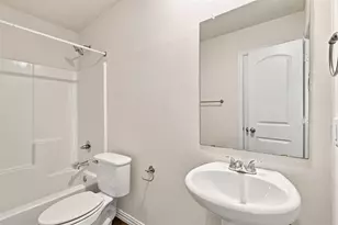 413 E Hull St, Denison, TX 75020 - Photo 21