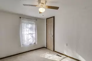 1802 Whispering Oaks St, Burleson, TX 76028 - Photo 7