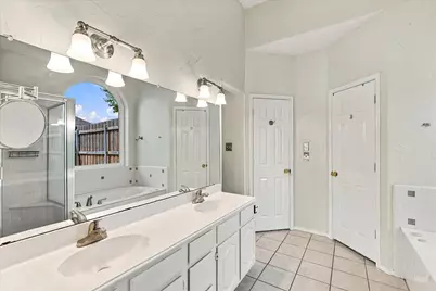 8302 Brentwood Street, Rowlett, TX 75088 - Photo 19