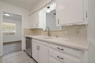 1713 Briardale Ct, Arlington, TX 76013 - Photo 7