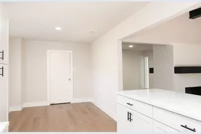 7708 N Richland Boulevard, North Richland Hills, TX 76180 - Photo 17