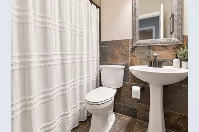 2912 Meadow Glen Drive, Flower Mound, TX 75022 - Photo 9