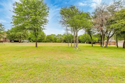740 South Sugartree Drive, Lipan, TX 76462 - Photo 9