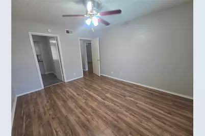 1717 N Locust Street #6, Denton, TX 76201 - Photo 3