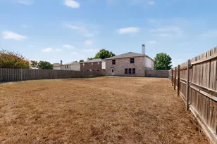 3040 Clemente Dr, Grand Prairie, TX 75052 - Photo 37