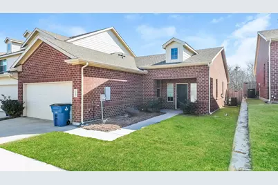 1305 Mallard Cove, Ennis, TX 75119 - Photo 1