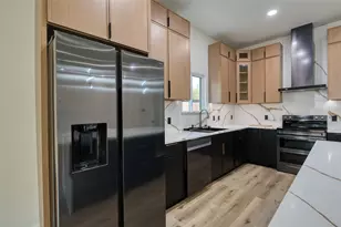 4917 Melodylane St, Fort Worth, TX 76137 - Photo 9