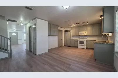 4504 Skipador Drive, Fort Worth, TX 76179 - Photo 11