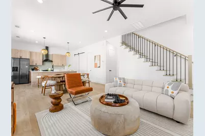 2015 N Prairie Avenue #206, Dallas, TX 75204 - Photo 9