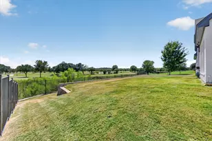 1213 Crown Valley Dr, Weatherford, TX 76087 - Photo 33