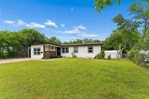 1106 E Strong Pkwy, Grand Prairie, TX 75050 - Photo 3