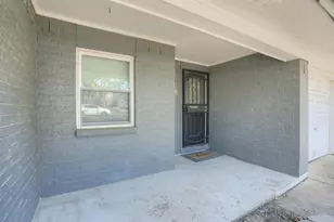 7632 Beckwood Dr, Fort Worth, TX 76112 - Photo 3