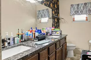 7632 Beckwood Dr, Fort Worth, TX 76112 - Photo 15