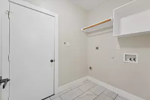 2831 Atrium Dr, Grand Prairie, TX 75052 - Photo 9