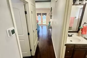 304 Juniper Dr, Arlington, TX 76018 - Photo 15