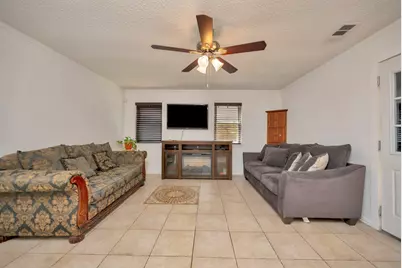 512 E Mission Street, Crowley, TX 76036 - Photo 11
