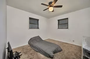 512 E Mission St, Crowley, TX 76036 - Photo 23