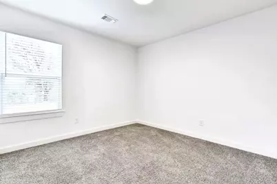 319 E Hull Street, Denison, TX 75021 - Photo 17