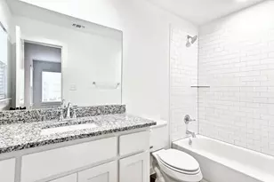 319 E Hull St, Denison, TX 75021 - Photo 15