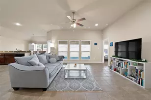 2029 Wellington Point, Heartland, TX 75126 - Photo 5