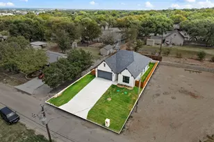 605 Mustang Trail, Granbury, TX 76049 - Photo 27
