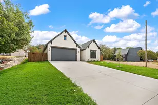 605 Mustang Trail, Granbury, TX 76049 - Photo 23