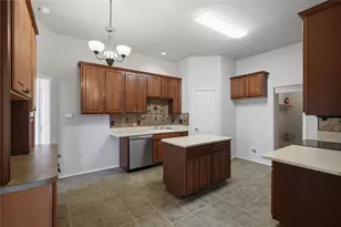 1701 Manten Blvd, Denton, TX 76208 - Photo 11