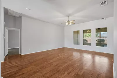 1701 Manten Boulevard, Denton, TX 76208 - Photo 7
