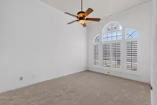 542 Clayton St, Grand Prairie, TX 75052 - Photo 17
