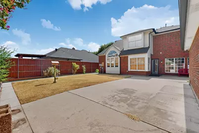 542 Clayton Street, Grand Prairie, TX 75052 - Photo 39