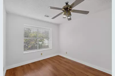 542 Clayton Street, Grand Prairie, TX 75052 - Photo 25