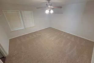 6204 Kelly Dr, Granbury, TX 76048 - Photo 13