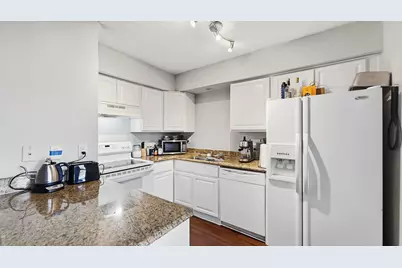 5232 Fleetwood Oaks Avenue #216, Dallas, TX 75235 - Photo 7