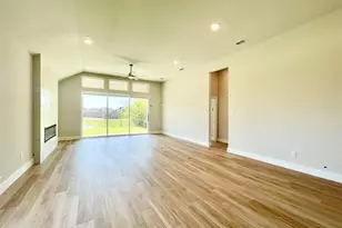 13733 Riola Dr, Little Elm, TX 75068 - Photo 9