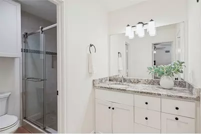 906 Loganwood Avenue, Richardson, TX 75080 - Photo 15