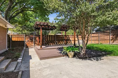 8805 Westfield Drive, Dallas, TX 75243 - Photo 29