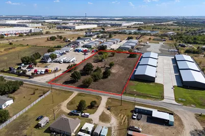 17326 Gaffield Road, Justin, TX 76247 - Photo 13