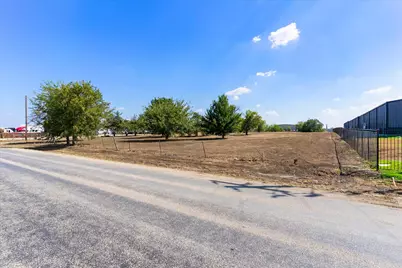 17326 Gaffield Road, Justin, TX 76247 - Photo 5