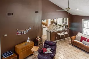 3209 Woodford Dr, Arlington, TX 76013 - Photo 7