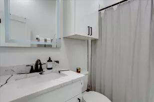 2038 N Prairie Ave, Dallas, TX 75204 - Photo 17