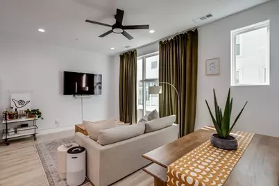 2038 N Prairie Avenue #104, Dallas, TX 75204 - Photo 3