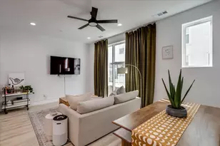2038 N Prairie Ave, Dallas, TX 75204 - Photo 3