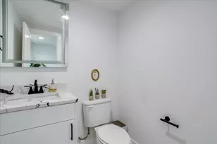 2038 N Prairie Ave, Dallas, TX 75204 - Photo 19