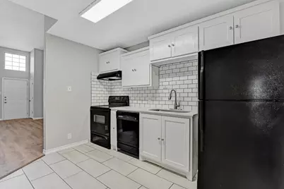 914 W Houston Street, Sherman, TX 75092 - Photo 7