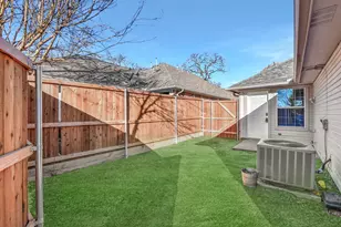 914 W Houston St, Sherman, TX 75092 - Photo 19