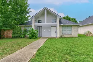 914 W Houston St, Sherman, TX 75092 - Photo 1